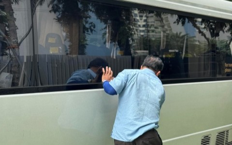 Shuttle bus service Singapore for condominiums and institutions – Transport Republic