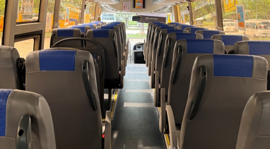 23 seater bus Singapore – SG charter bus for school trips and family gatherings
